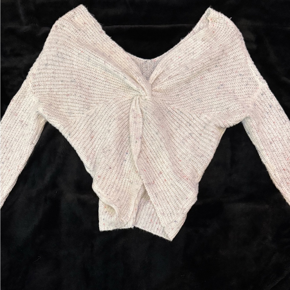 Francesca’s knot sweater